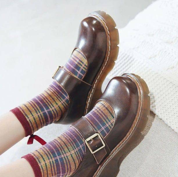 Grandmacore Aesthetic Shoes: Vintage-Inspired Footwear for Trendy Styles