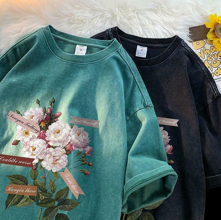 Y2K Floral Graphic Tee - Trendy Summer Outfit for a Chic Grunge Aesthetic