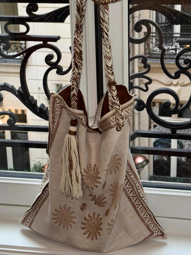 2025 Ethnic Bohemian Linen Crossbody Tote Bag for Women - Large Capacity Shoulder Bag with Niche Design
