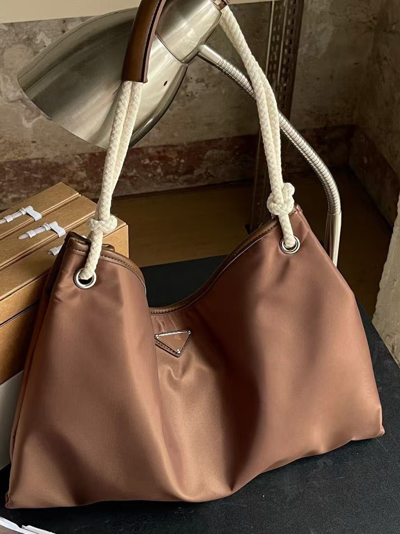 2025 Nylon Minimalist Design Tote Bag - Versatile Commuter Shoulder Bag for Women, Trendy Influencer Style