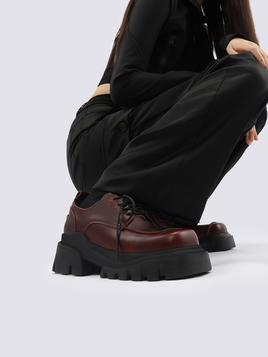 2025 Summer Genuine Leather Gender-Neutral Retro British Thick-Soled Flats for Women - Niche Fashion Footwear