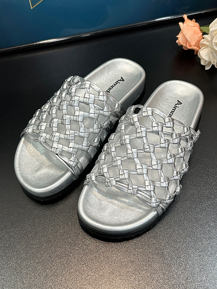 2025 Summer Women's Casual Woven Fishing Net Beach Shoes - Thick-Soled One-Strap Sandals for Cool Comfort