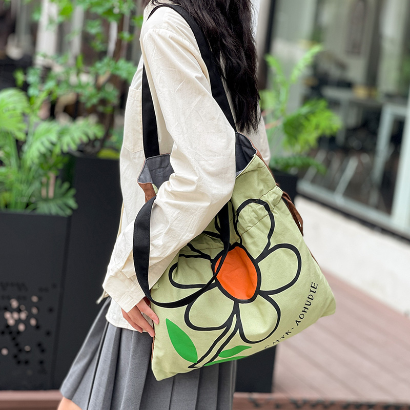 Artistic Floral Canvas Tote Bag for College Students - Large Capacity Shoulder Bag for Class - Trendy 2025 Design