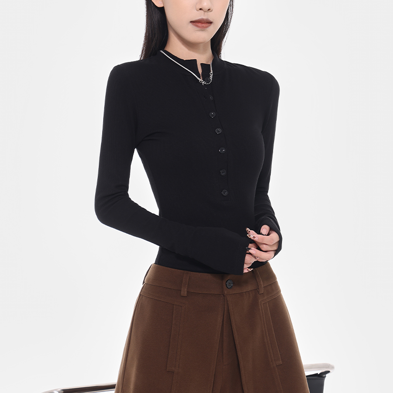 Black Slim Fit Long Sleeve T-Shirt for Women with Half Open Collar and Straight Shoulders â€“ 2025 Early Spring Fashion Essential