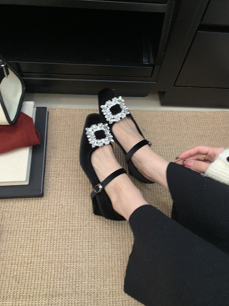 Black Velvet High Heels with Rhinestone Buckle â€“ Elegant Combat Shoes for Women, Perfect for New Year and Chic Skirt Outfits