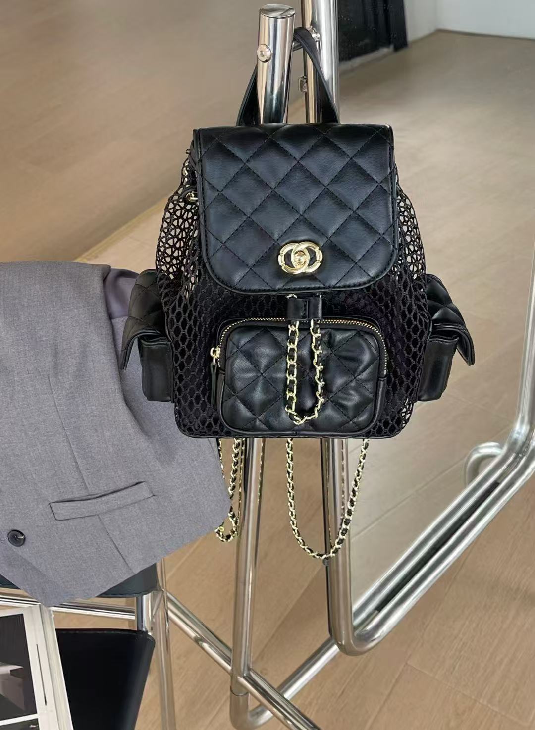 Chic Quilted Mesh Chain Backpack - Versatile Shoulder Bag for Commuters, Inspired by 90s Fashion Trends