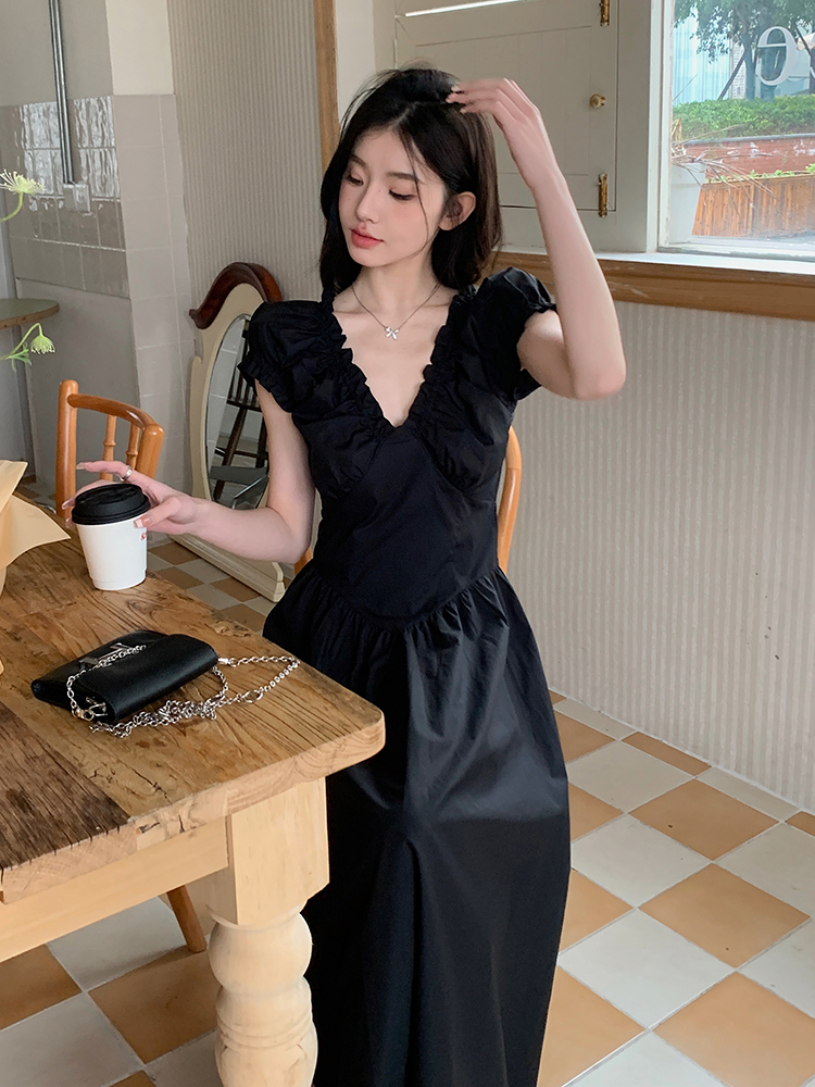 French-Style Black V-Neck Dress for Women - Summer 2025, Waist-Cinching, High-End Long Dress, Unique Fashion Statement