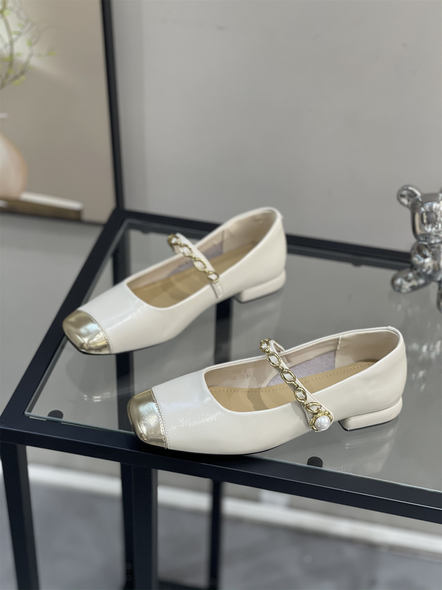 French Style Square Toe Mary Jane Flats for Women - 2025 Spring Low Heel Chain Detail Shoes