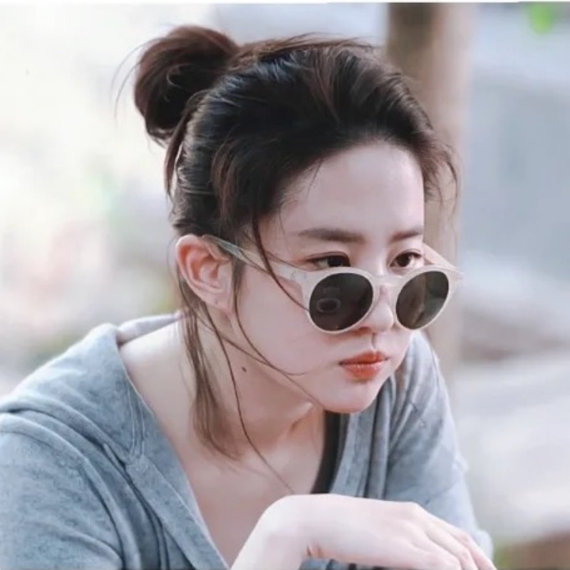 Frosted White Round Sunglasses for Women - Korean Style, Small Face Fit, Travel-Friendly Design
