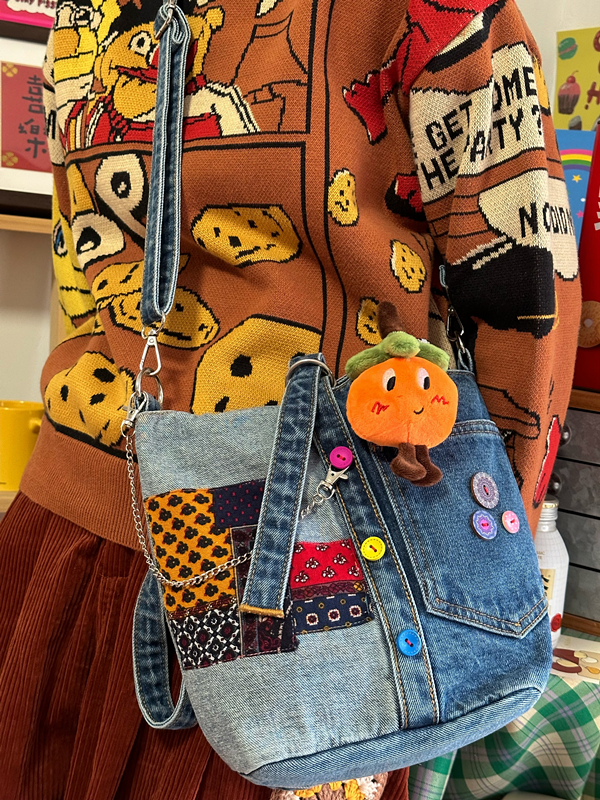 Handmade Patchwork Denim Crossbody Bag - Vintage Tote for Students, Trendy Fabric Design, Perfect for Y2K & Retro Style Fashion