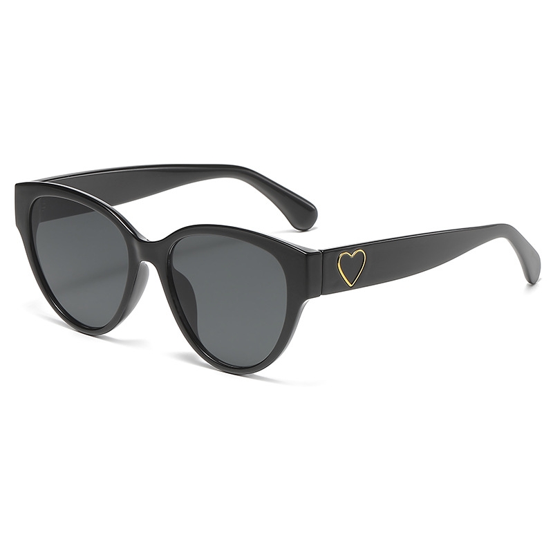 Korean-Style Cat-Eye Sunglasses for Women, Trendy Large Frame, Flattering for Round & Square Faces, Perfect for Beach Travel, 2025 Model