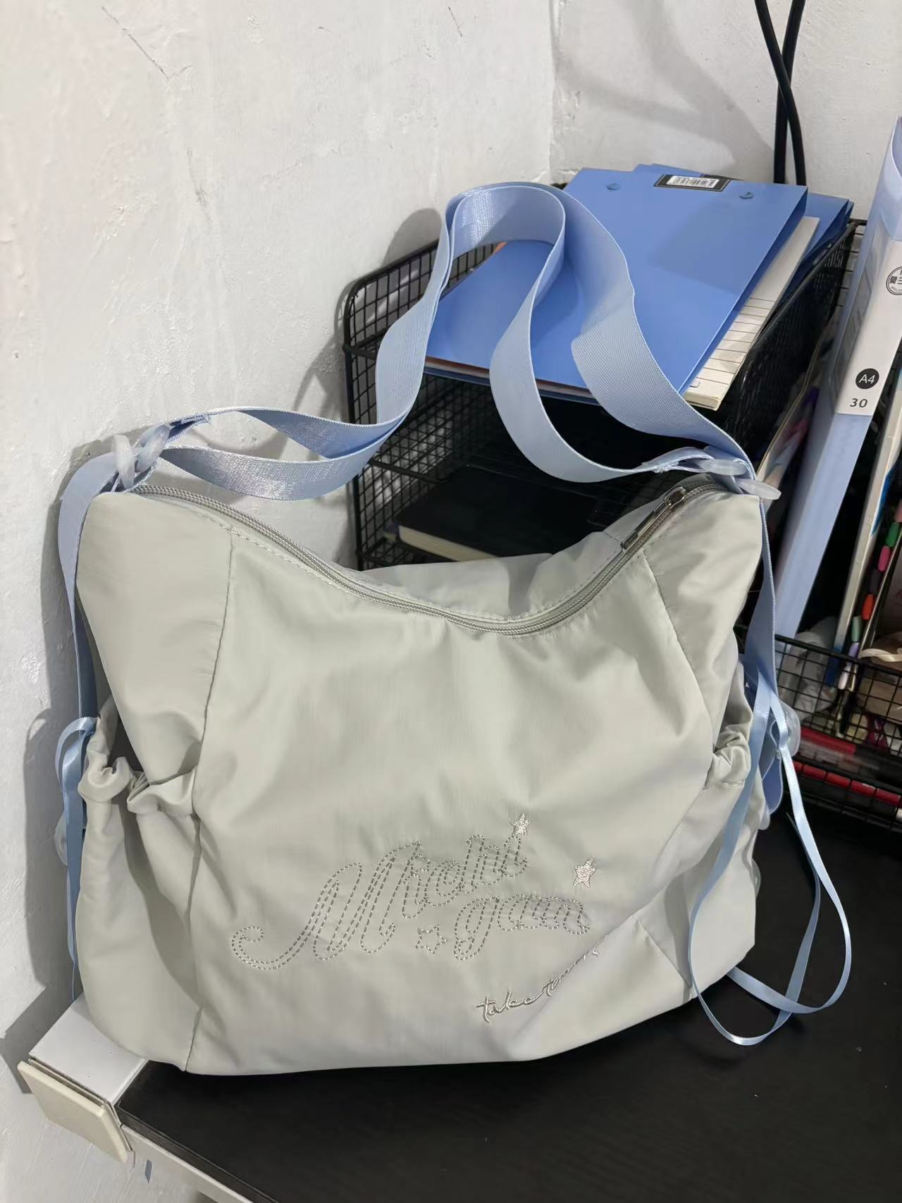 Korean Style Versatile Commuting Backpack, Large-Capacity Artistic Embroidered Crossbody Bag for Trendy Girls