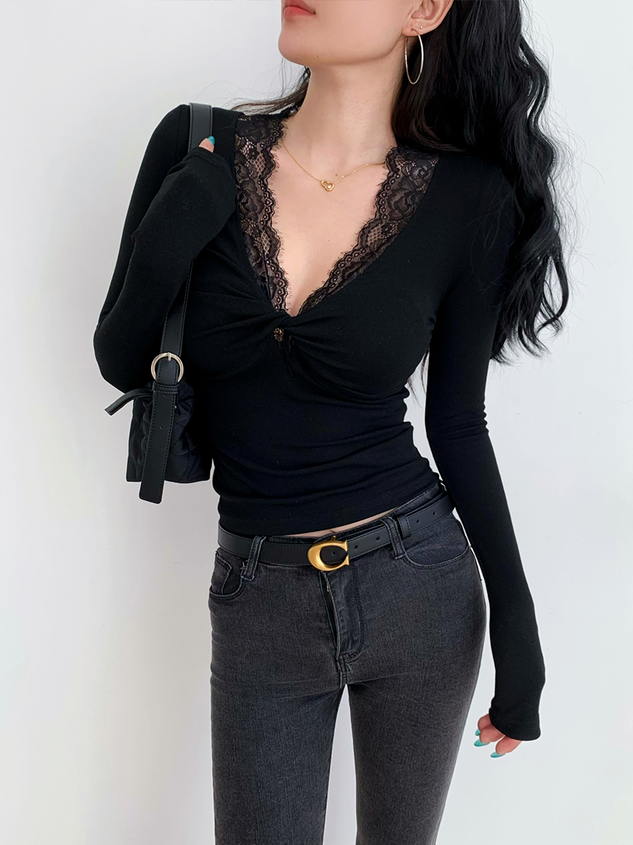 Lace V-Neck Long Sleeve T-Shirt for Women - Slim Fit Sexy Base Top in European American Style, Perfect for Y2K and Casual Chic Looks