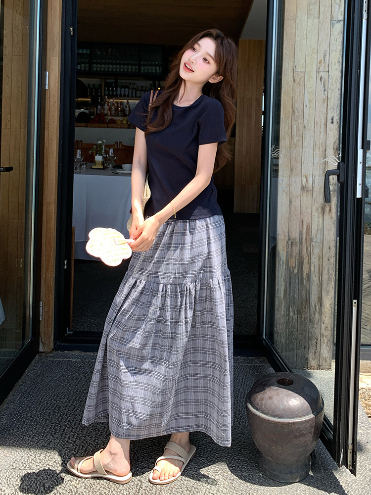 Navy Blue T-Shirt and Checkered Long Skirt Two-Piece Set for Women - Trendy Relaxed Summer OOTD Outfit 2025