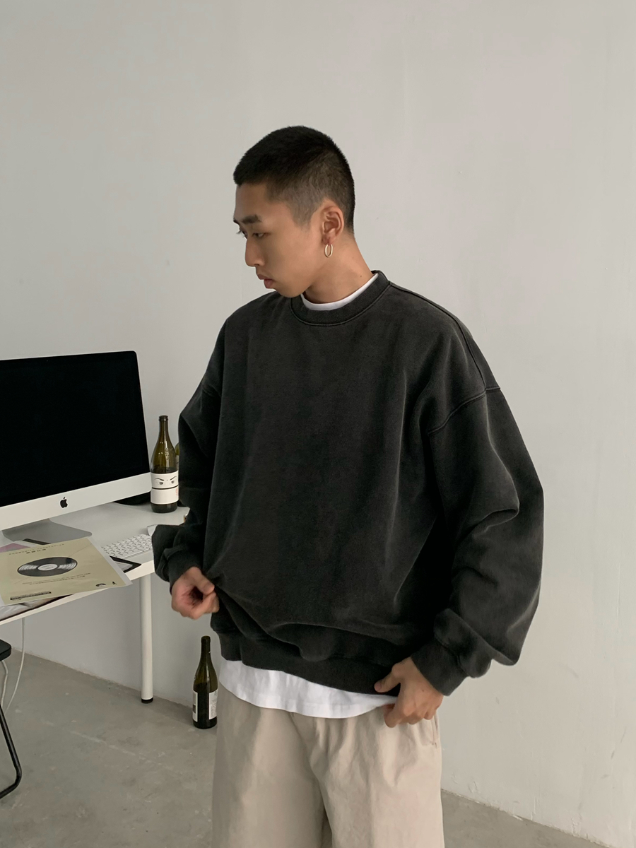 Oversized Vintage Wash Solid Color Boxy Sweatshirt for Men - Trendy Drop Shoulder Round Neck Style