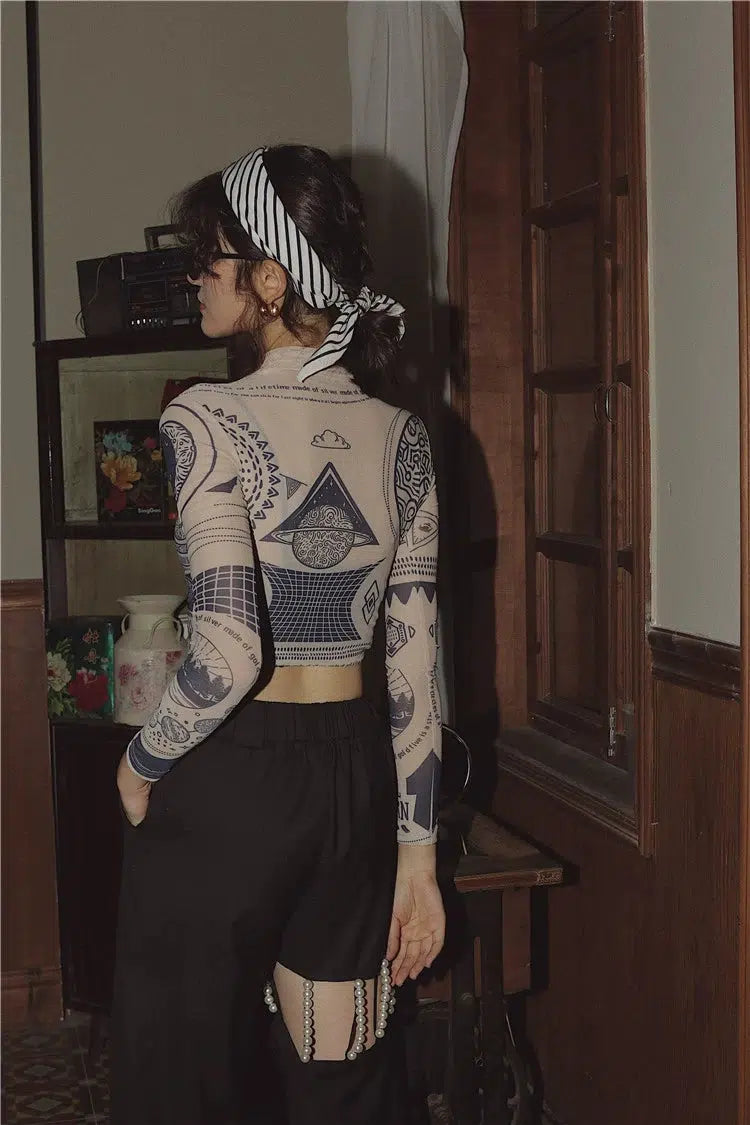 Quick Outfits, Modest Fashion Outfits Ideas Ancient Egyptian Mystique Symbol Crop Top