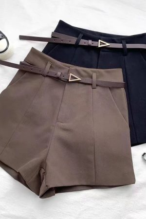 Quick Outfits, Modest Fashion Outfits Ideas Belted High Waisted Shorts