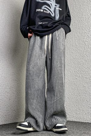 Quick Outfits, Modest Fashion Outfits Ideas Casual Corduroy Pants