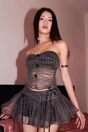Quick Outfits, Modest Fashion Outfits Ideas Checkered Strapless Top & Mini Skirt Two Piece Set