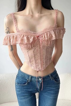 Quick Outfits, Modest Fashion Outfits Ideas Coquette Lace Crop Top