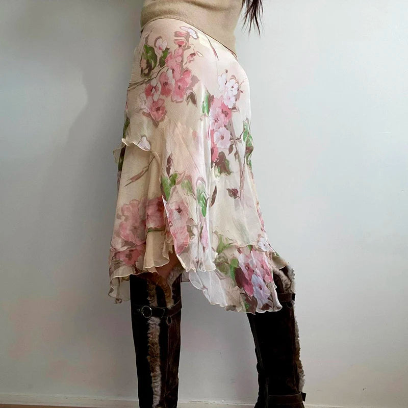 Quick Outfits, Modest Fashion Outfits Ideas Cottagecore Floral Layered Midi Skirt