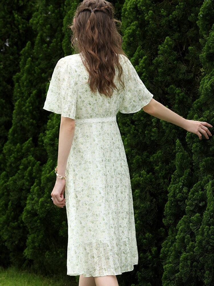 Quick Outfits, Modest Fashion Outfits Ideas Cottagecore Floral Midi Dress
