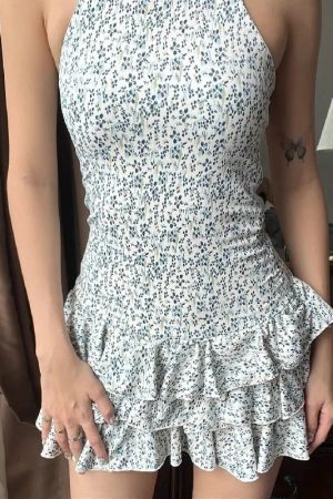 Quick Outfits, Modest Fashion Outfits Ideas Cottagecore Floral Ruffled Mini Dress