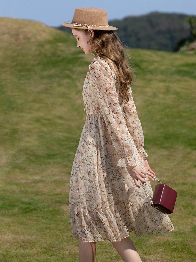 Quick Outfits, Modest Fashion Outfits Ideas Cottagecore Lace Detailed Floral Midi Dress