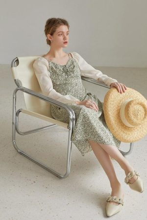 Quick Outfits, Modest Fashion Outfits Ideas Cottagecore Shirt Sleeve Floral Midi Dress