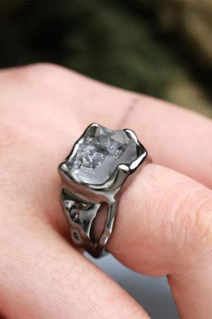 Quick Outfits, Modest Fashion Outfits Ideas Cyberpunk Crystal Ring