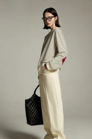 Quick Outfits, Modest Fashion Outfits Ideas Daisy Embroidered Striped Sweatshirt