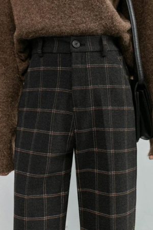 Quick Outfits, Modest Fashion Outfits Ideas Dark Academia Plaid Pants