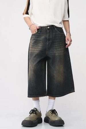 Quick Outfits, Modest Fashion Outfits Ideas Dark Washed Jean Capri Shorts