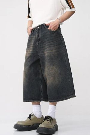 Quick Outfits, Modest Fashion Outfits Ideas Dark Washed Jean Capri Shorts