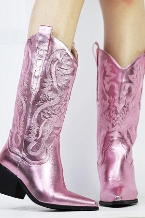 Quick Outfits, Modest Fashion Outfits Ideas Disco Cowgirl Boots