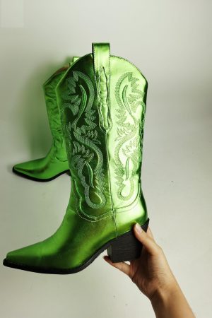 Quick Outfits, Modest Fashion Outfits Ideas Disco Cowgirl Boots