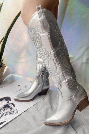 Quick Outfits, Modest Fashion Outfits Ideas Disco Cowgirl Western Knee-High Boots