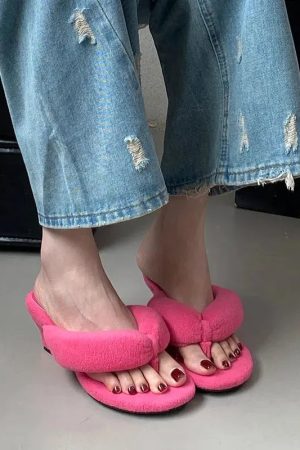 Quick Outfits, Modest Fashion Outfits Ideas Fluffy Flip Flops