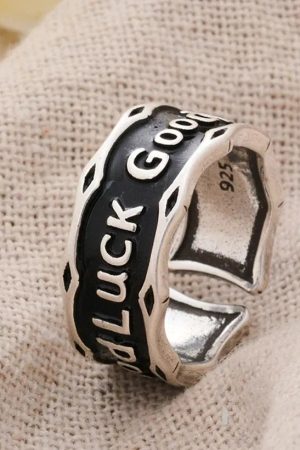 Quick Outfits, Modest Fashion Outfits Ideas Good Luck Ring