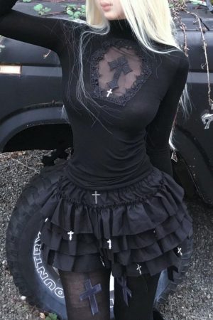 Quick Outfits, Modest Fashion Outfits Ideas Goth Cross Top