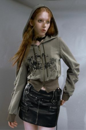 Quick Outfits, Modest Fashion Outfits Ideas Grunge Ruched Sleeve Hoodie