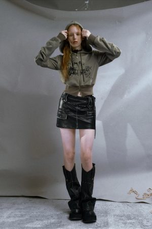 Quick Outfits, Modest Fashion Outfits Ideas Grunge Ruched Sleeve Hoodie