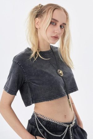 Quick Outfits, Modest Fashion Outfits Ideas Grunge Washed Crop Top