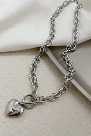 Quick Outfits, Modest Fashion Outfits Ideas Heart Toggle Clasp Necklace
