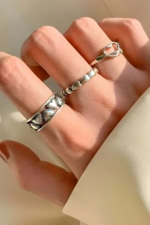 Quick Outfits, Modest Fashion Outfits Ideas Hearts Band Ring