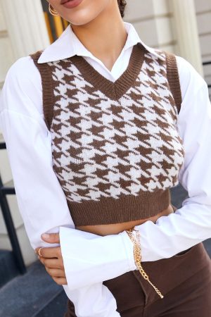 Quick Outfits, Modest Fashion Outfits Ideas Light Academia Crop Sweater Vest