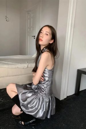 Quick Outfits, Modest Fashion Outfits Ideas Metallic Mini Dress