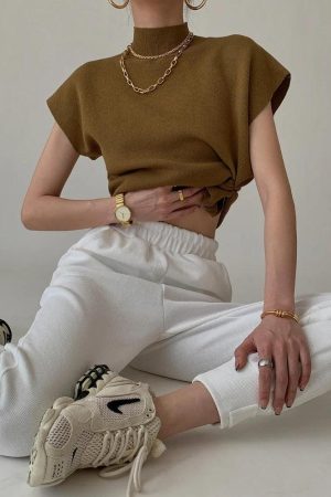 Quick Outfits, Modest Fashion Outfits Ideas Mock Neck Sweater