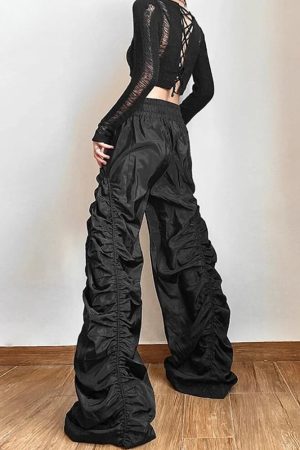 Quick Outfits, Modest Fashion Outfits Ideas Ruched Parachute Pants