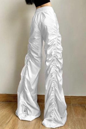 Quick Outfits, Modest Fashion Outfits Ideas Ruched Parachute Pants
